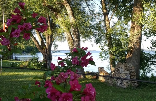 Trenton Cottage | Clean, Cozy Waterfront Cottage with Great location
