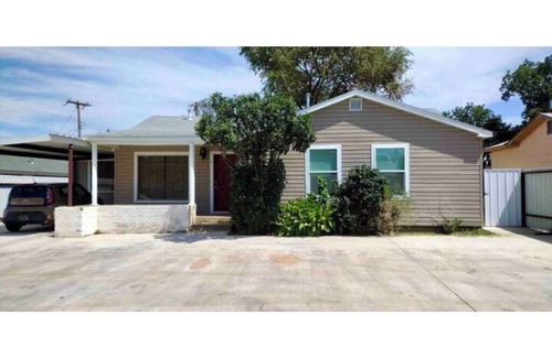 Lubbock House | Clean & Fresh-1 BR + sofa bed/1BA - 100% Remodeled