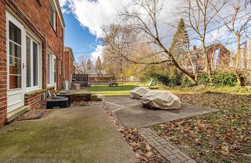 Dicken House | Clean, Fresh and Homey 2BR! Welcome!
