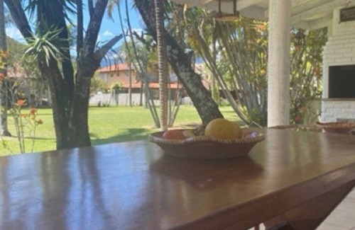 Guaeca House | Clean house just a few steps from Guaecá beach