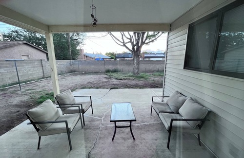 Northeast Heights House | Clean quiet 3BR home with AC, garage and fenced backyard