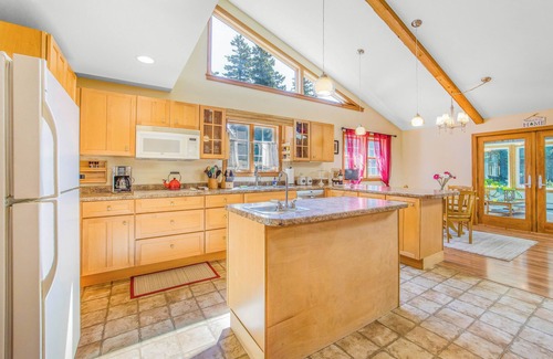 Southwest Harbor House | CLEAN, spacious, each BR has private full bathroom attached, high speed internet