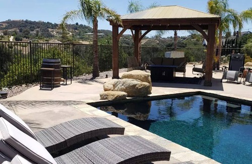 Murrieta Apartment | Clear your mind in the country/minutes 2 the city