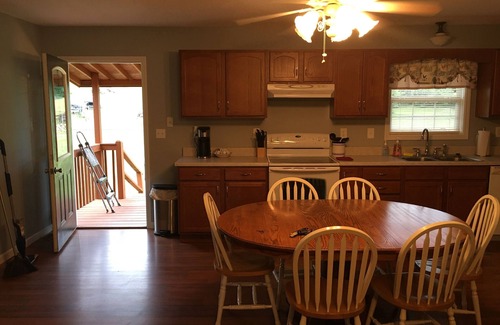 Newcomb House | CLEARFORK CREEK LODGING & RV CAMPGROUND HOUSE