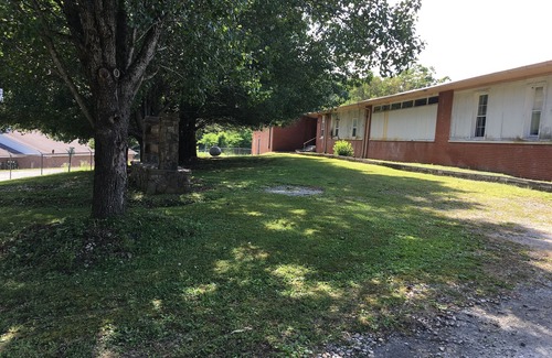 Newcomb House | CLEARFORK CREEK LODGING & RV CAMPGROUND HOUSE