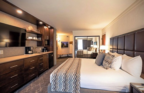 Salt Lake Mountain Resorts Cabin | Cliff Club, Snowbird, UT, sleeps 2-6, one week only March 13-20, 2026nPlus spa
