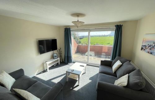 Cullercoats House | Cliff Haven, Sea View Holiday Home.