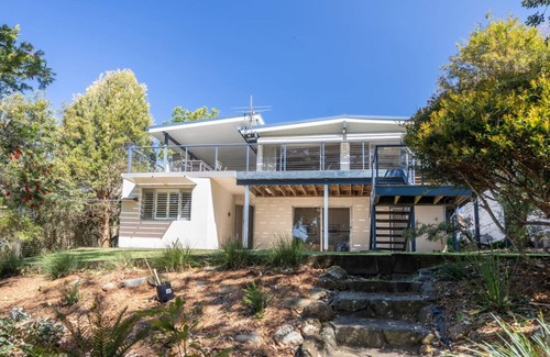 Mollymook Beach House | Clifftop Retreat @ Mollymook