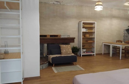 Ulassai House | Climbers Studio Flat with climbing wall