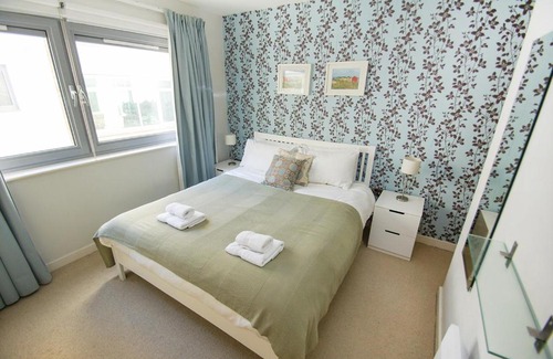 Brighton City Centre Apartment | Clock Tower 2 - Central - by Brighton Holiday Lets