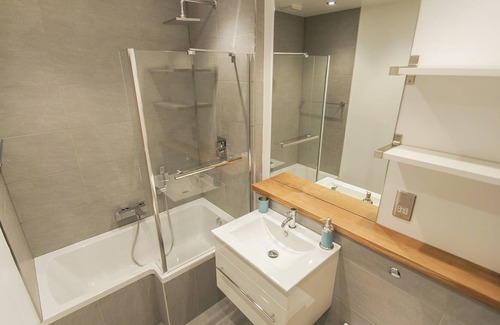 Brighton City Centre Cottage | Clock Tower 2 Central by Brighton Holiday Lets