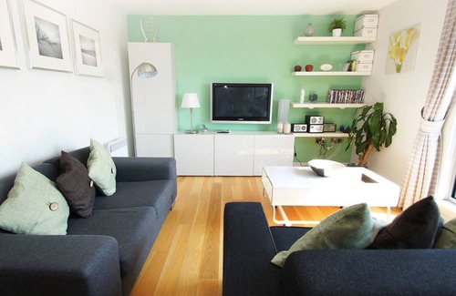 Brighton City Centre Cottage | Clock Tower 2 Central by Brighton Holiday Lets