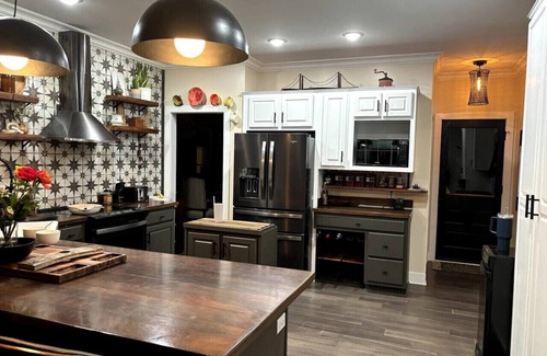 Lawrenceburg House | Close to ALL main distilleries Bourbon Trl HOT TUB