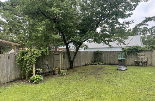 Piney Green House | Close to base and many attractions and restaurants