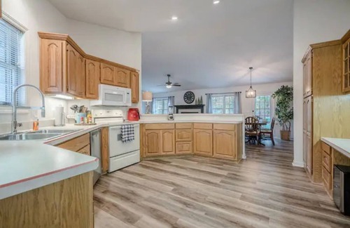 Hot Springs Village House | Close to Beach, Golf, Theme Park, Hiking, Biking Trails