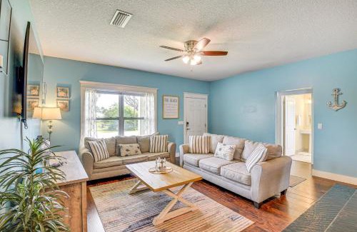 Marineland Acres House | Close to Beaches Palm Coast Home with Deck!