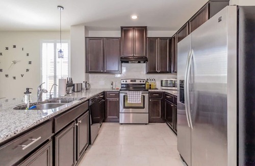 Austin House | Close to CotA & Downtown | Spacious & Cozy | 4BR
