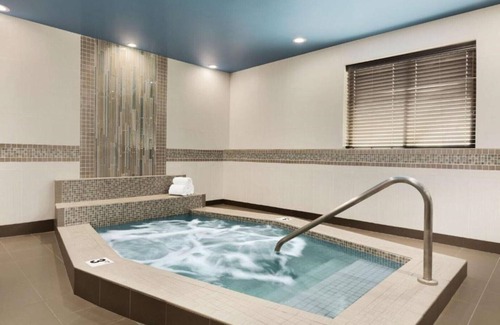 Oatfield House | Close to I-205 in peaceful Clackamas
