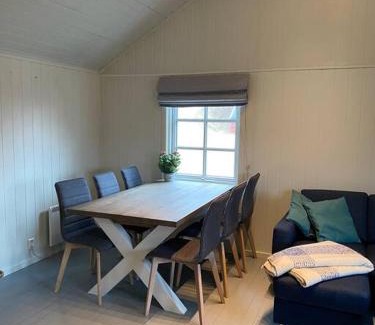 Vestvagøy Apartment | Close to sea, central, rent a boat, mountain hike, wifi, free parking