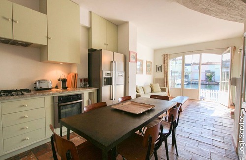 Port Grimaud House | Close to the beach 2 houses 11 persons et mooring