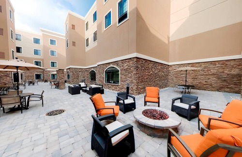 Bryant Pattengill East Condo | Close to the University of Michigan + In Research Park | 24 Hour Business Center + Indoor Pool