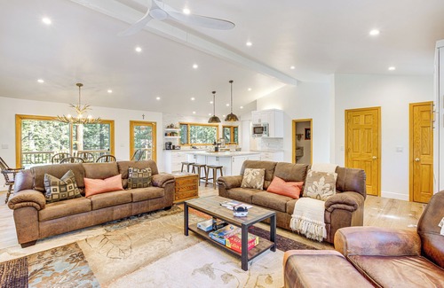 Tahoe Village House | Close to Trails: Family-Friendly Stateline Home!