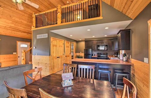 New Haven Cabin | Close to Vineyards: Updated New Haven Retreat!