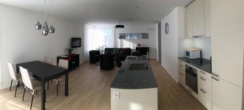 Kloten Apartment | Close to Zürich centre and Airport