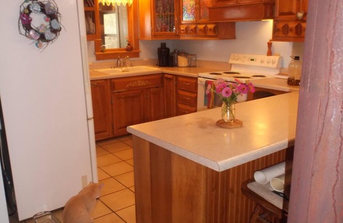Park City House | Closest home to Mammoth Cave Nat’l Park. Pet friendly.