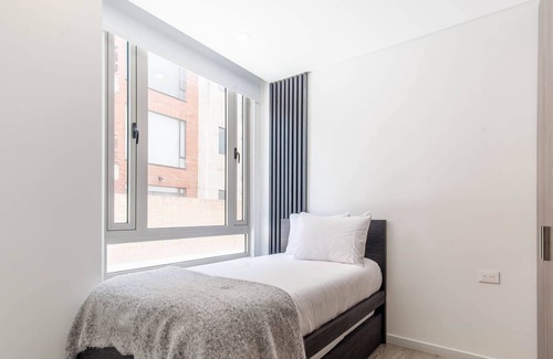 Usaquen Apartment | Cloud9 | Cozy & Big | The Garnet