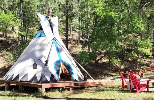 Mayhill RV Rental | Cloudcroft Area Glamping Tipi Mountains Forest Trees Hiking