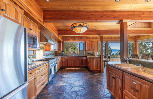 Lake Forest House | Clouds Rest in Dollar Point By Tahoe Getaways - Lake views - Hot Tub & Game Room