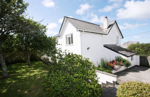 Crantock Cottage | Clovelly Cottage, Crantock, near sandy beaches