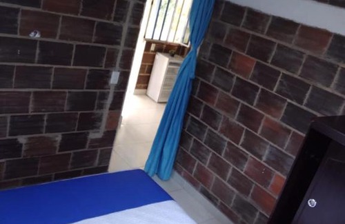 Albania House | Club Recreativo Las Guitarras