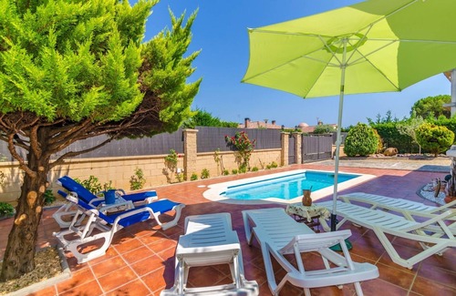 La Goba Villa | Club Villamar - Detached Holiday Villa Goliath in Lloret de Mar with Private Swimming Pool and a .