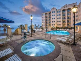 Townsite Resort | Club Wyndham Oceanside Pier Resort
