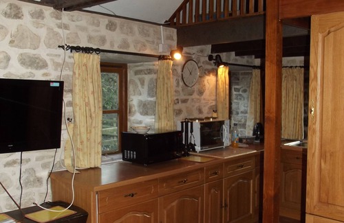 Owermoigne Apartment | COMPACT STUDIO BARN CONVERSION