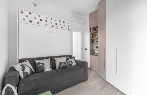 Greco Apartment | CO5 Loreto-Duomo - Central Apartment -