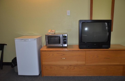 Regina Hotel | Coachman Inn
