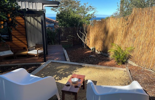 Thirroul House | Coal Coast Tiny HousennIntimate, cozy, peaceful
