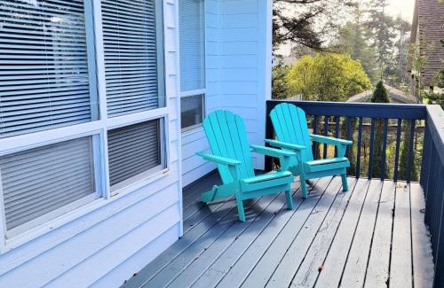 Neotsu House | Coastal Adventures, Lake, Ocean, Casinos, Hiking