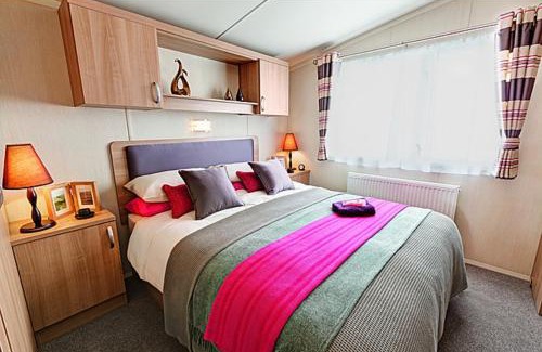 Leven Other | COASTAL CARAVAN ELIE sleeps 6
