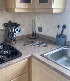 Winestead Apartment | Coastal Caravan Holidays - Puffin 14