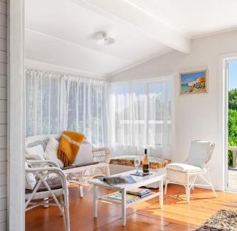 Mahia House | Coastal Comfort Holiday Home 100m to Mahia Beach