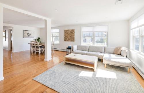 Scarborough House | Coastal Haven, Bright 3BR Beach Retreat