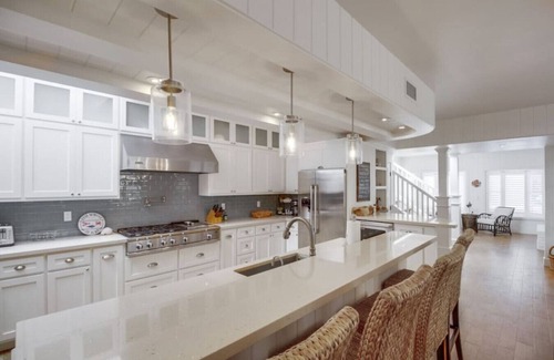 San Diego House | Coastal Jetty Getaway! AC, Bikes and more!