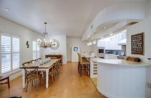 San Diego House | Coastal Jetty Getaway! AC, Bikes and more!