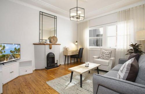 Coogee Apartment | Coastal Living Just Metres From Coogee Beach