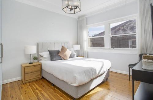 Coogee Apartment | Coastal Living Just Metres From Coogee Beach