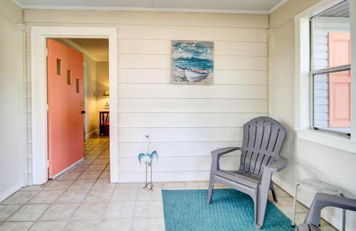 Long Beach House | Coastal Long Beach Rental with Patio, Walk to Beach!